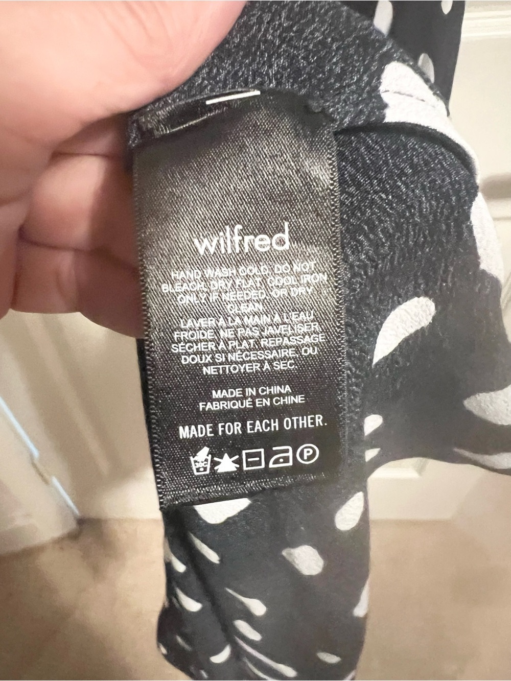 Aritzia Wilfred Bellow Dress - Picture 8 of 10